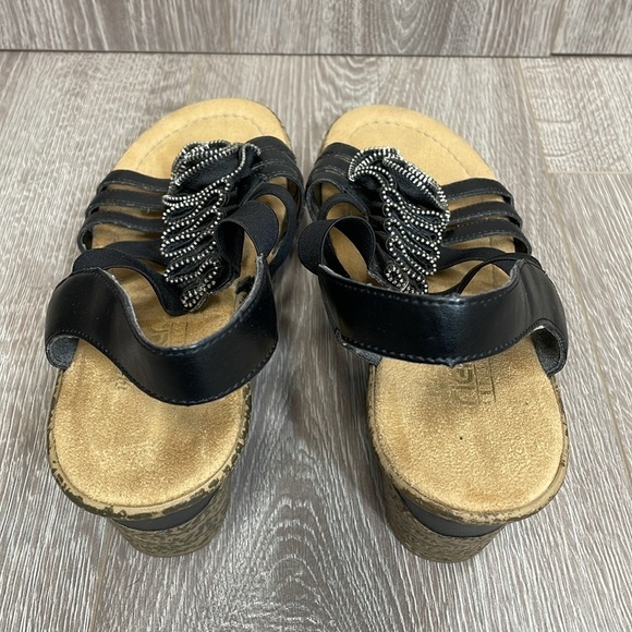 Rieker Antistress Black Leather Strappy Wedge Sandal Zipper Rosette 41 (US 9) - Picture 4 of 16